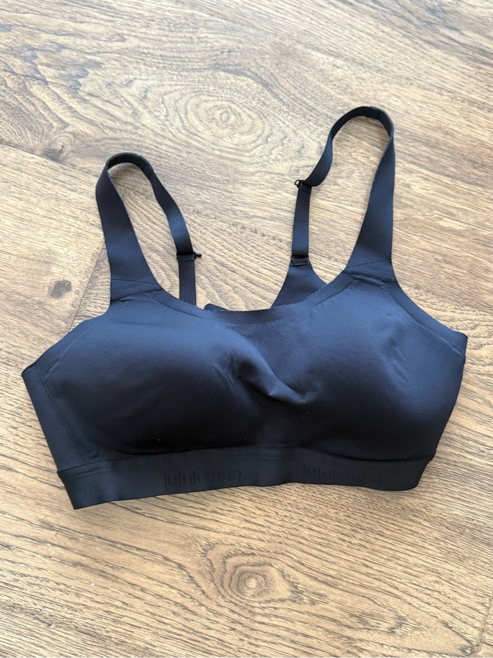 lululemon Fine Form Sports Bra 36C